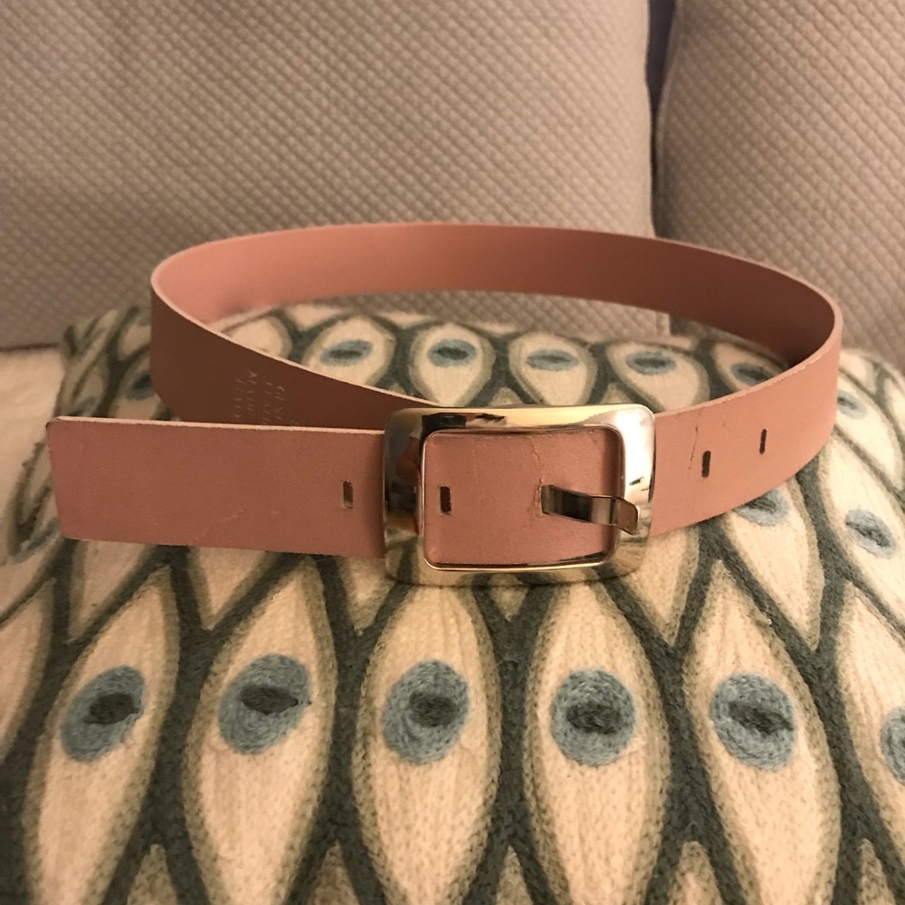 Express pink belt